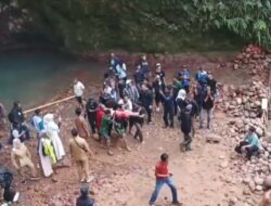 Remaja Cikidang yang Tenggelam di Curug Tilu Kabandungan Ditemukan, Kades Tamansari Arya Sapei Langsung Terjun ke Lokasi