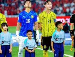 Kebanggaan Warga Cikidang! Musa Janki Khailan, Bocah Asal Sukabumi, Jadi Pendamping Pemain di Laga Timnas Indonesia vs Malaysia